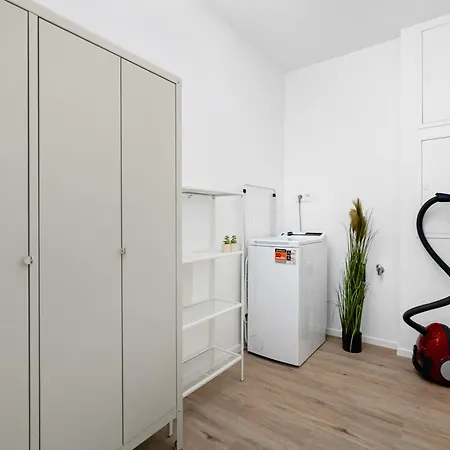 Apartment Sunny With Terraces In Kralovo Pole