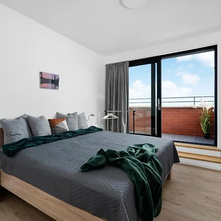 Sunny With Terraces In Kralovo Pole *